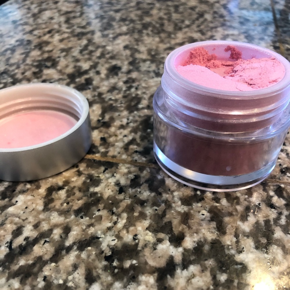 Kari Gran Organic Peony Mineral Blush